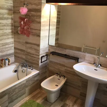 Maison Bormes-les-mimosas, 4 Pieces, 6 Personnes - Fr-1-713-73 Casa vacanze
